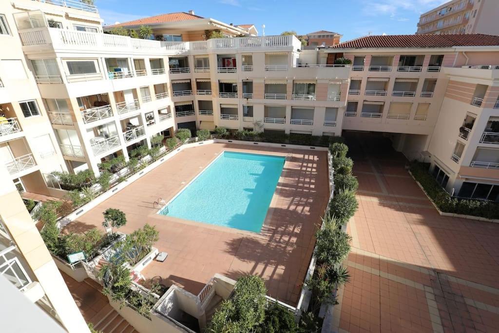 Standing Vue Mer Entre Cannes Et Antibes Golfe-Juan Exteriér fotografie